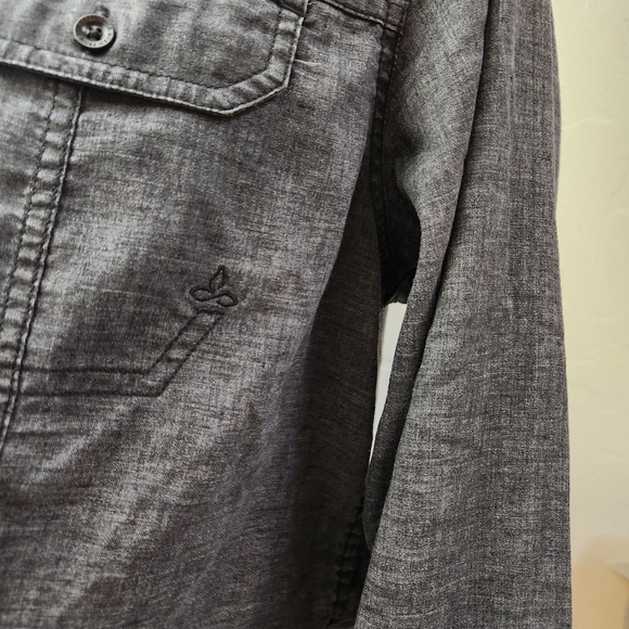 PRANA Black Shirt S SML Button Up Shirt Two Pocket Long Sleeve - Picture 9 of 15